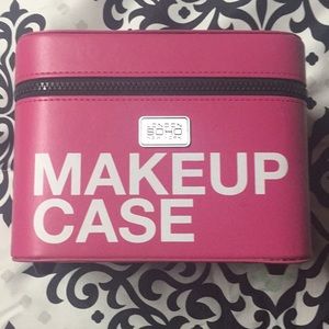 Makeup case